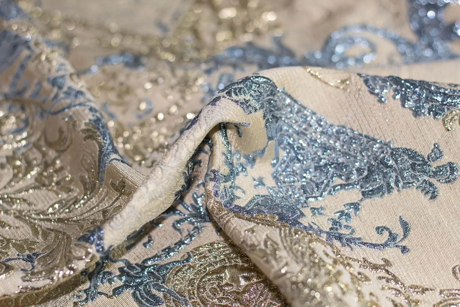 Brocado seda con lurex
